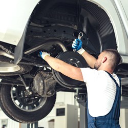 Autószerelő szerszámok